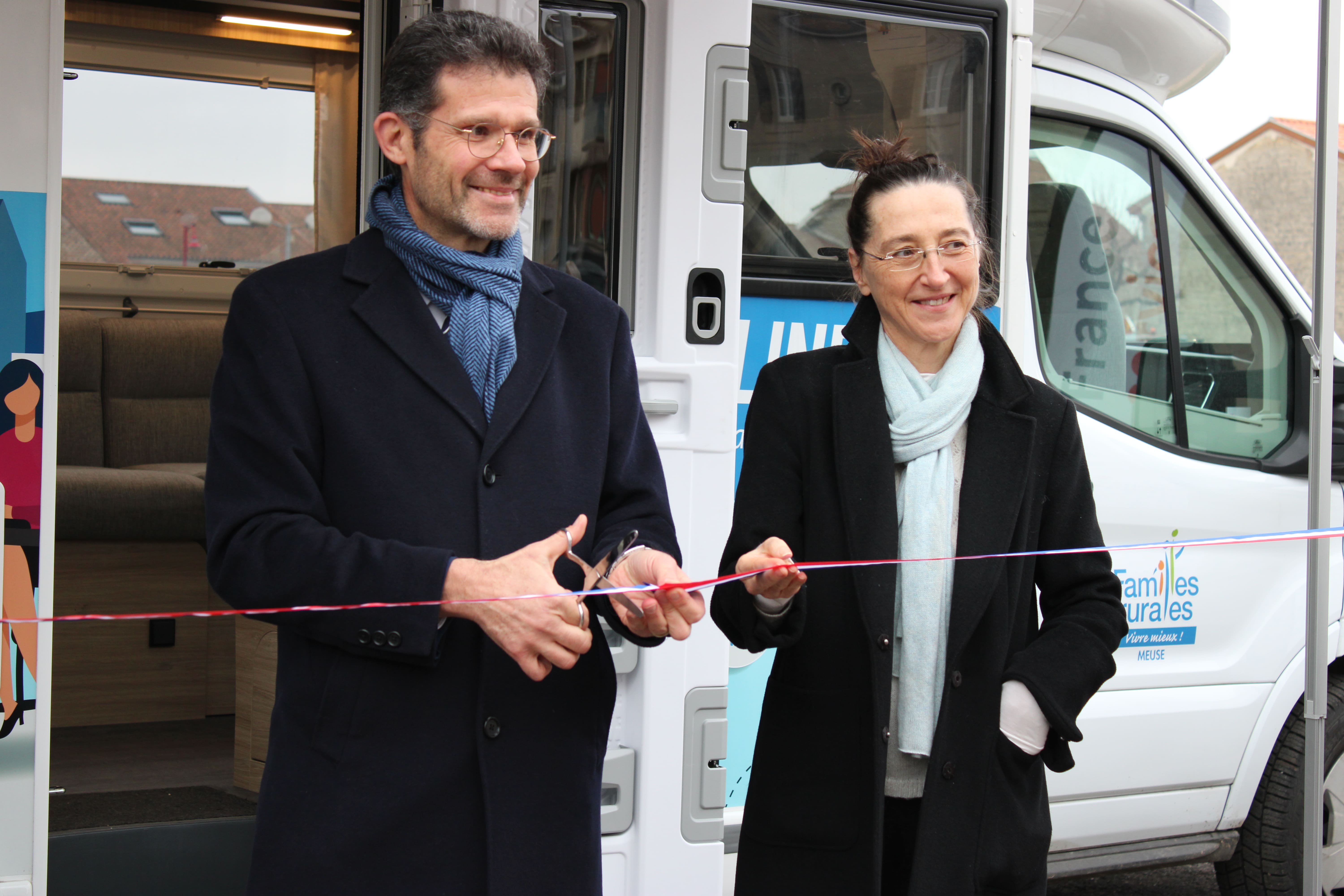 IMG_0182.jpg (976 KB)